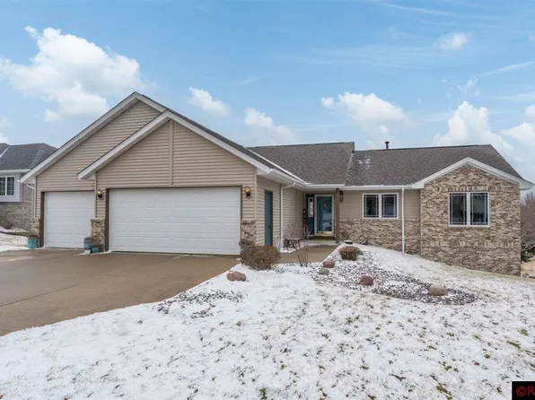 420 Thomas Dr, Eagle Lake, MN 56024