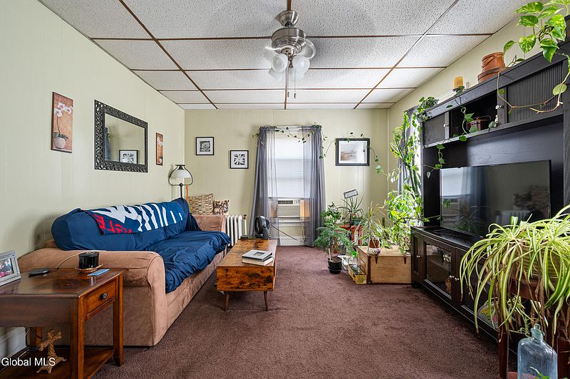 2nd image of 319 Speigletown Road