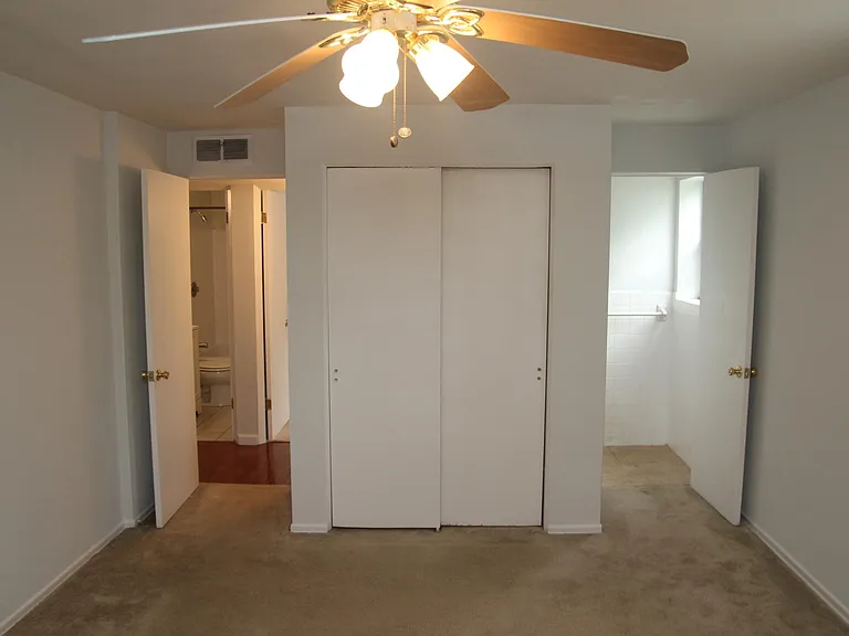 7574 Buckingham Dr #7 — Photo 3