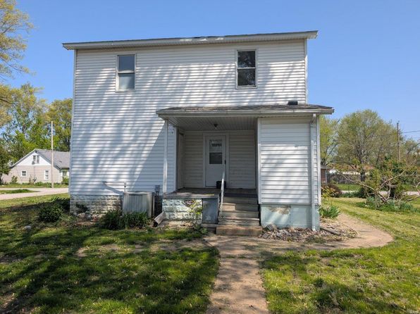 517 Sarah St, Livingston, IL 62058