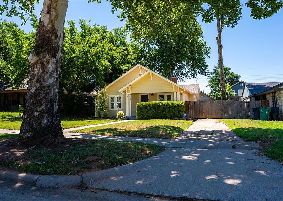 1st image of 2732 W Park Pl