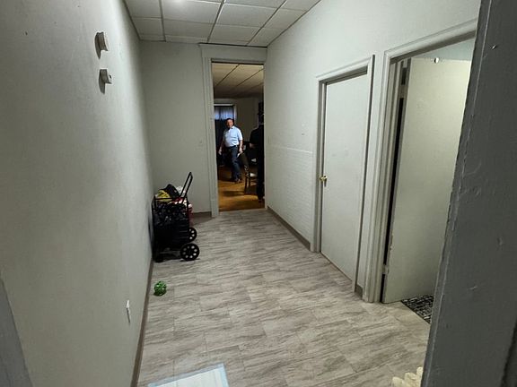 5th image of 292 S Franklin St APT 1B