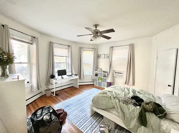 (undisclosed Address), Roxbury Crossing, MA 02120