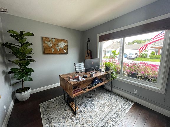 4th image of 31 Woodswallow Ln