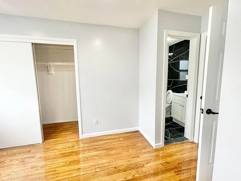 13 Silver St #2 — Photo 14