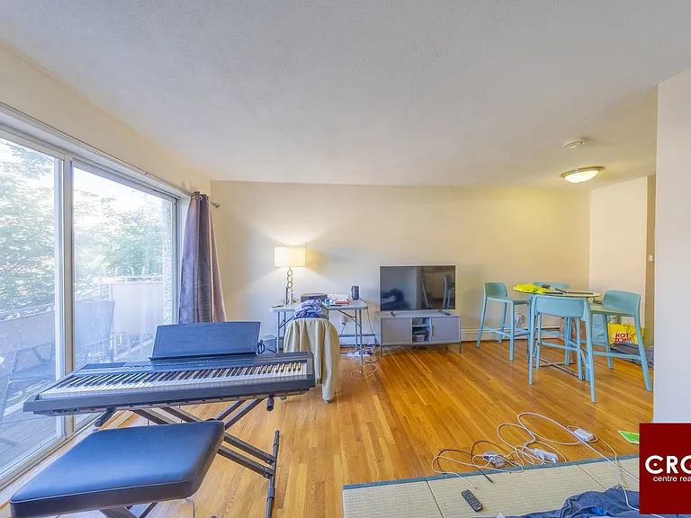 383 Langley Rd #5 — Photo 6