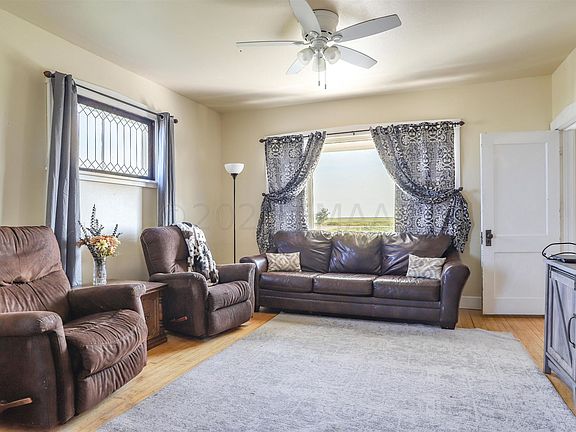 5th image of 17057 20th St SE