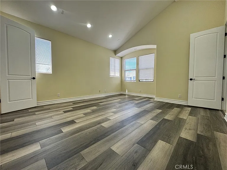 1001 Sartori Ave — Photo 8