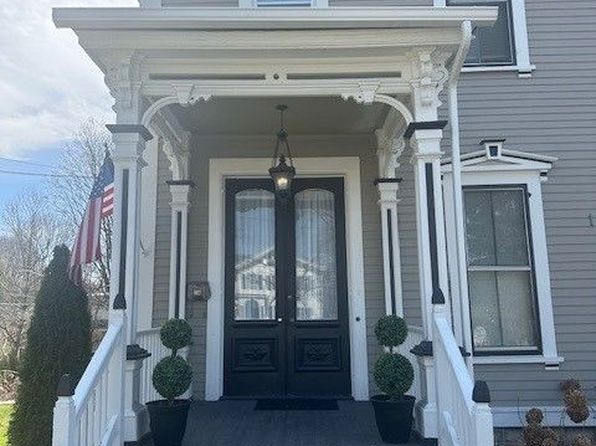 132 E Genesee St #2A, Fayetteville, NY 13066