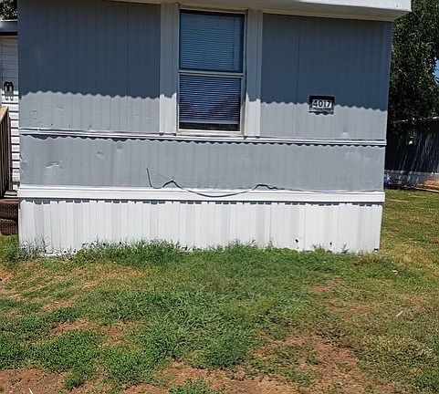 3rd image of 4013 Pine Rd