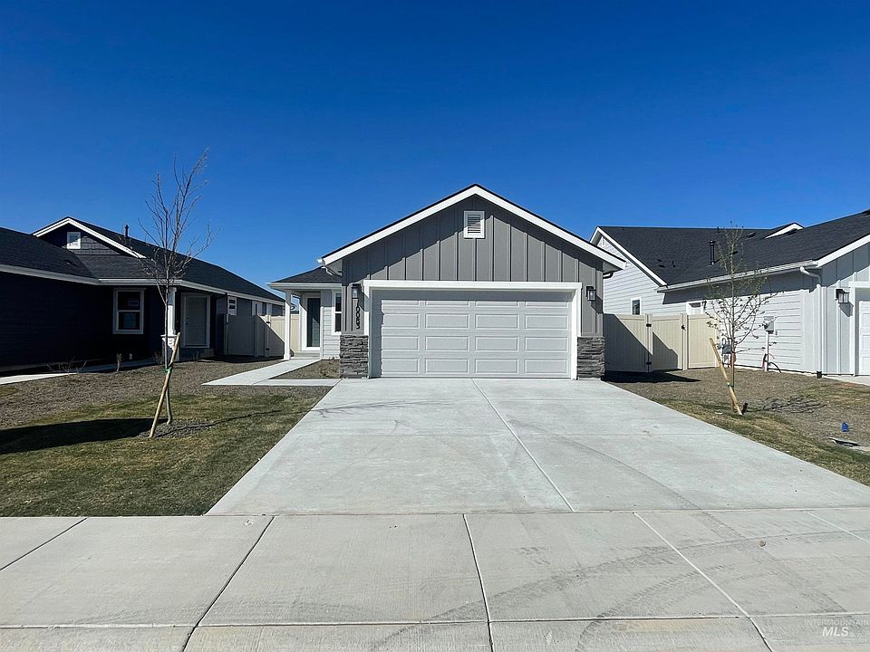 1st image of 10083 Longtail Dr