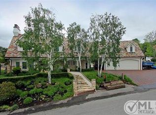 30002 Triunfo Dr, Agoura Hills, CA 91301