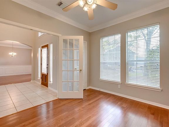3rd image of 6219 Harbour Gateway Ln