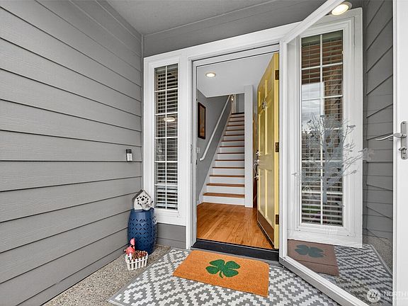 3rd image of 37114 22nd Avenue S