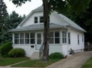 332 N Foster Ave, Lansing, MI 48912