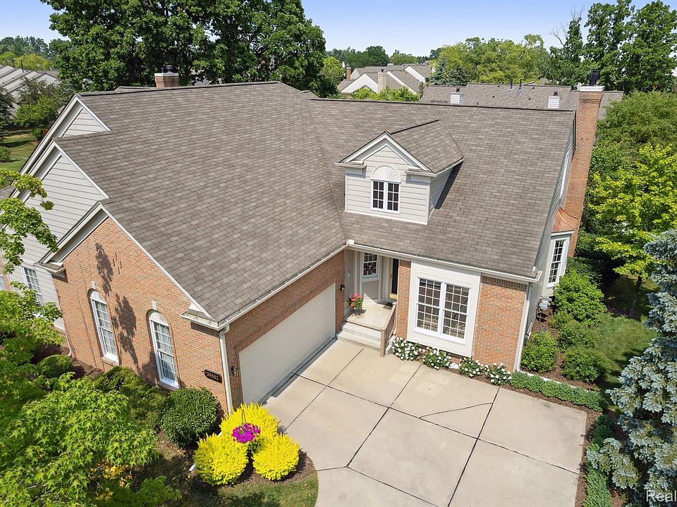 1st image of 39552 Muirfield Ln