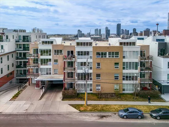 603 S 7th Ave NE #404, Calgary, AB T2E 0N4