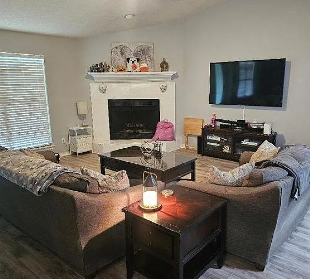 8632 Westview Ln — Photo 3