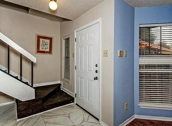 3rd image of 336 Melrose Dr APT 12C