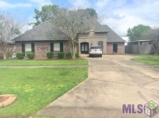 9137 Rue De Vieux Carre, Denham Springs, LA 70706