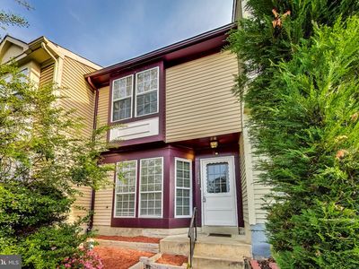 18032 Olde Port Ln, Triangle, VA, 22172