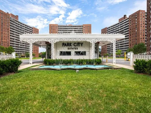 6145 98th St APT 14K, Rego Park, NY 11374