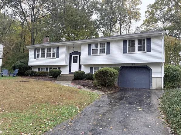 9 Robin Rd, Milford, MA 01757