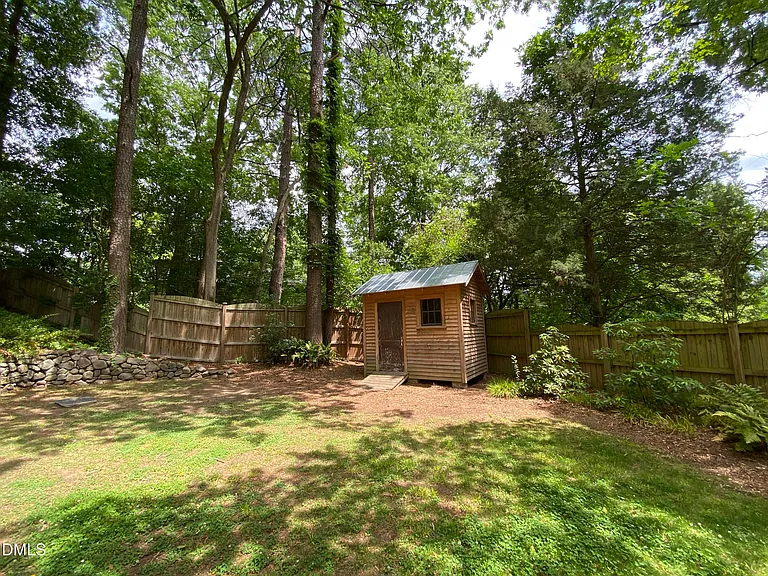 1317 Vickers Ave — Photo 30