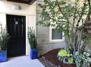 335 NW Uptown Ter APT 1B, Portland, OR 97210