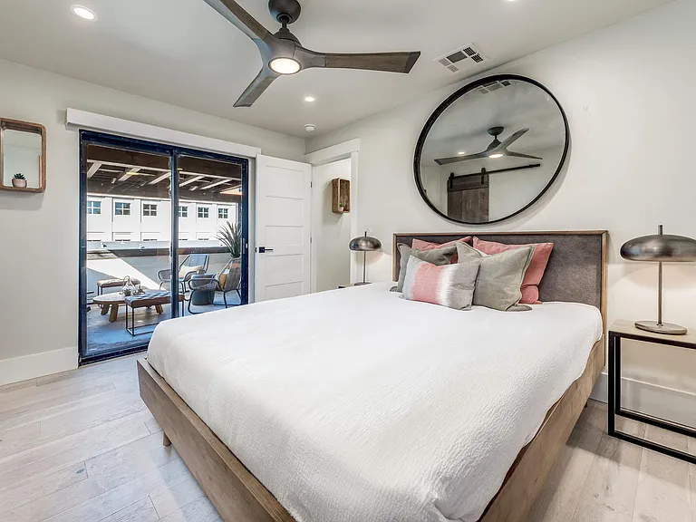 Luxury Spaces — Photo 258