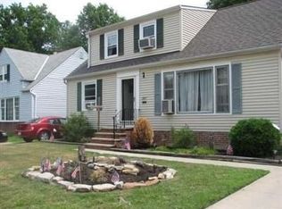 987 Clinton Ave, South Euclid, OH
