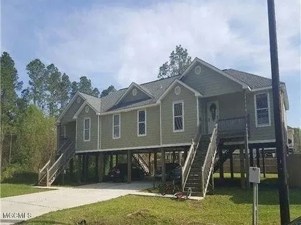 6155 W Lamar St, Bay Saint Louis, MS 39520