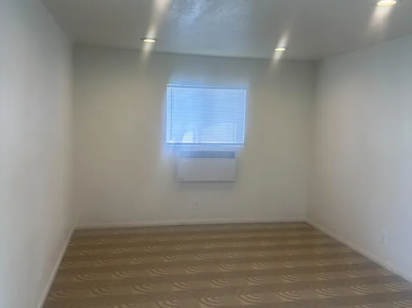 1511 3/4 W 58th Pl, Los Angeles, CA 90047