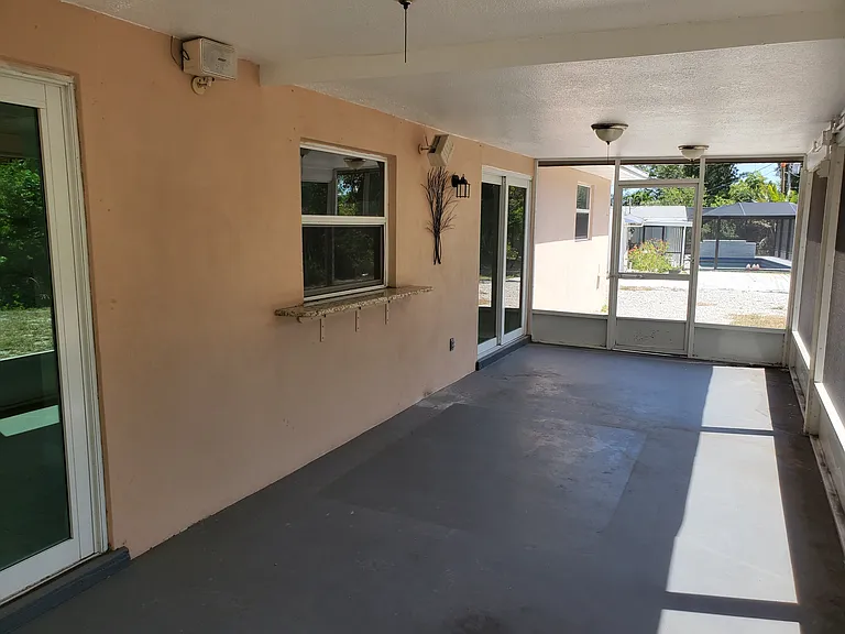 1257 NE Sago Dr — Photo 24