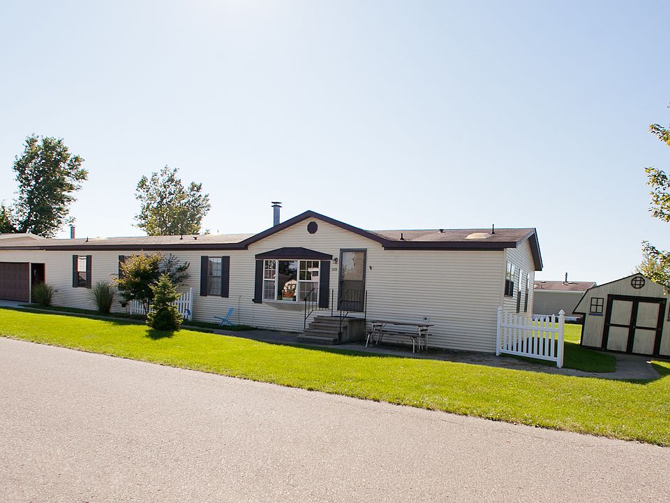 1st image of 3459 Hillcrest Way
