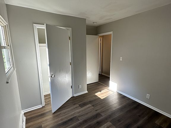 4th image of 2303 Bramble Way