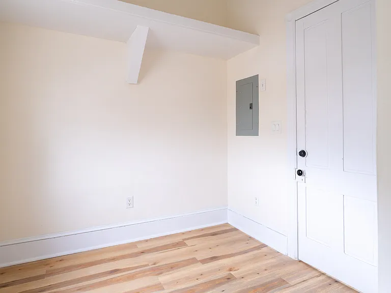 234 Danforth Ave #2 — Photo 12