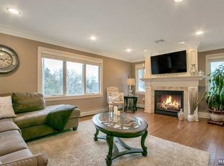 19 Clowes St, North Haledon, NJ 07508