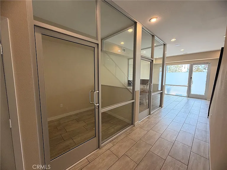 1508 W Artesia Sq #B — Photo 27