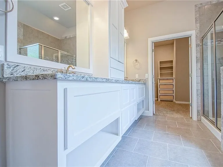 2916 Pacifica Ln — Photo 76