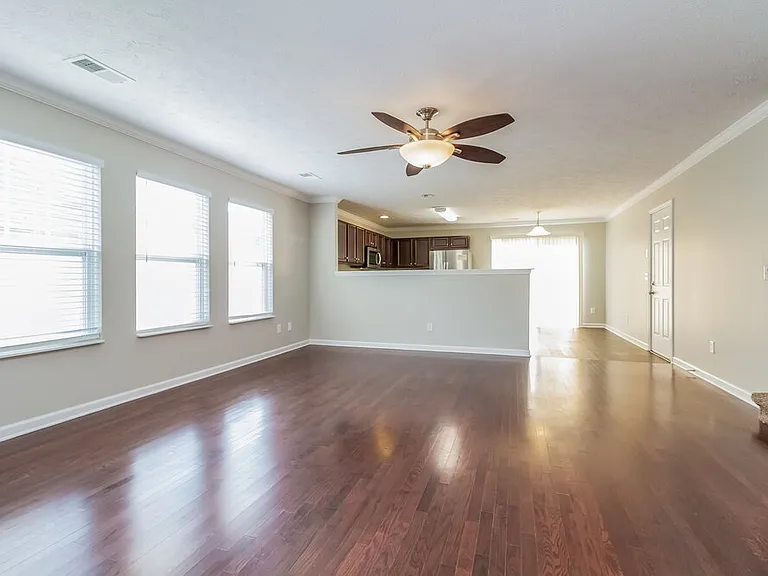 129 Sophie Dr — Photo 4