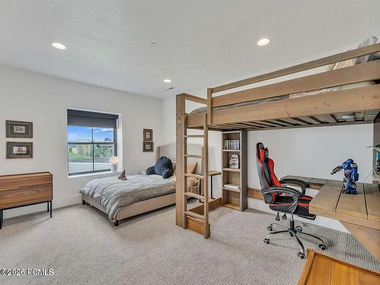 2698 S Bailey Ct — Photo 39