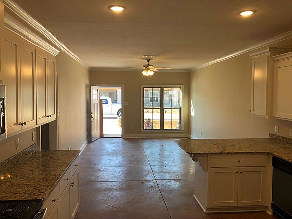 3200 Campbell Marie Drive, Unit 2,Conway, AR 72034