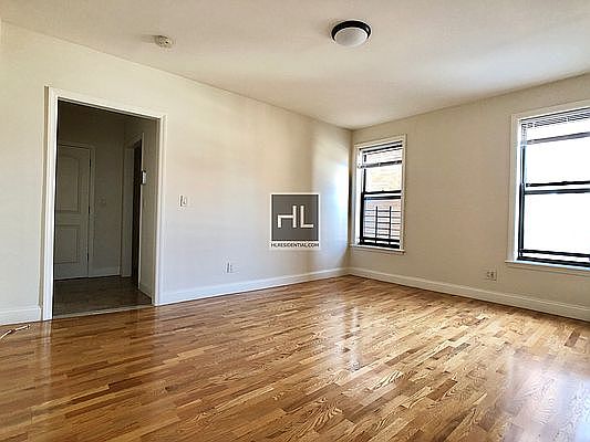4th image of 37 Bay 26 St #B6