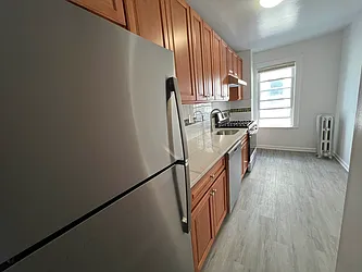 Rented by Sterea Agency