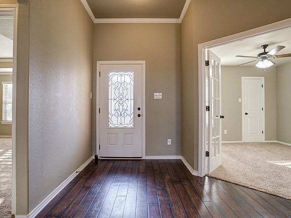 4th image of 12205 Norfolk Ave