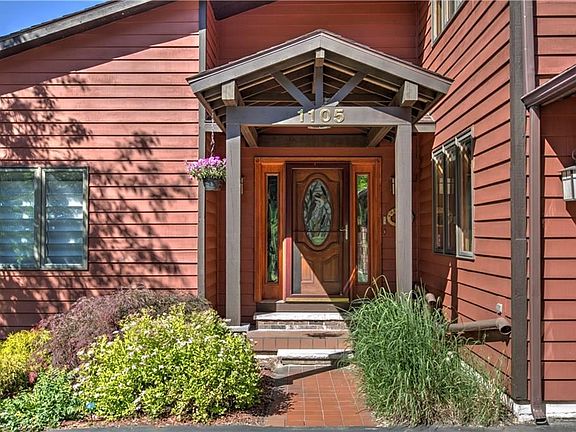 2nd image of 1105 Barnwood Ln