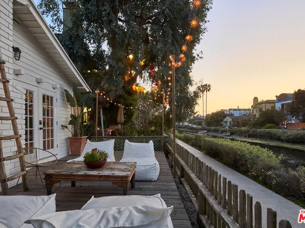 230 Sherman Canal, Venice, CA 90291