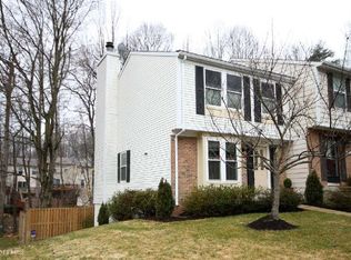 9069 Tiffany Park Ct, Springfield, VA 22152