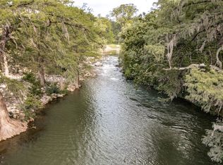 1228 Ervendberg Ave #104, New Braunfels, TX 78130